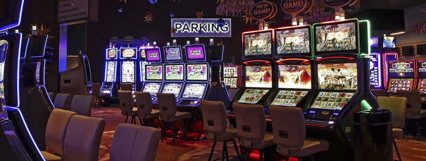 21395772_web1_M-AOTW-Casino-EDH-200429